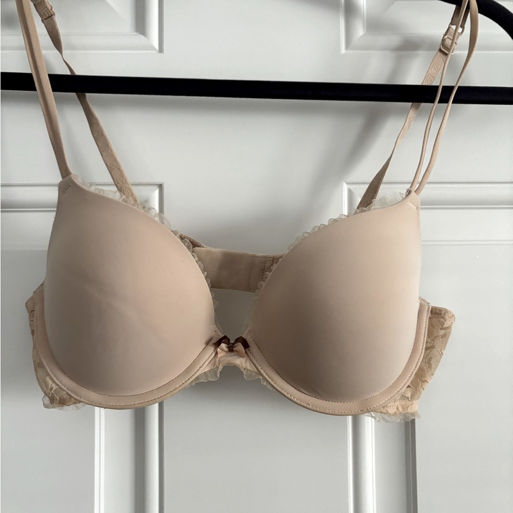 DKNY  beige padded push-up bra-34B- used